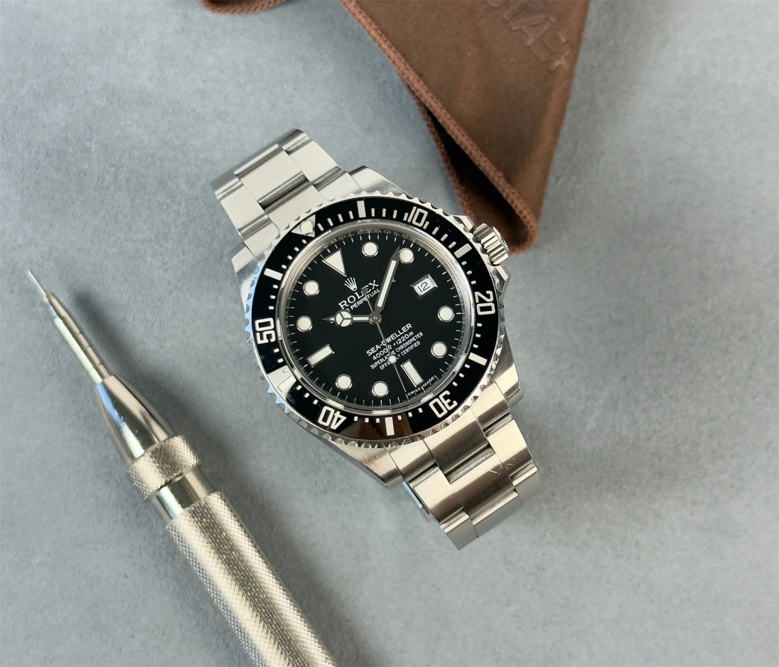 Rolex Sea-Dweller 116600 SD4000 i fin stand med alm. brugsspor. Kommer som fuldt sæt.