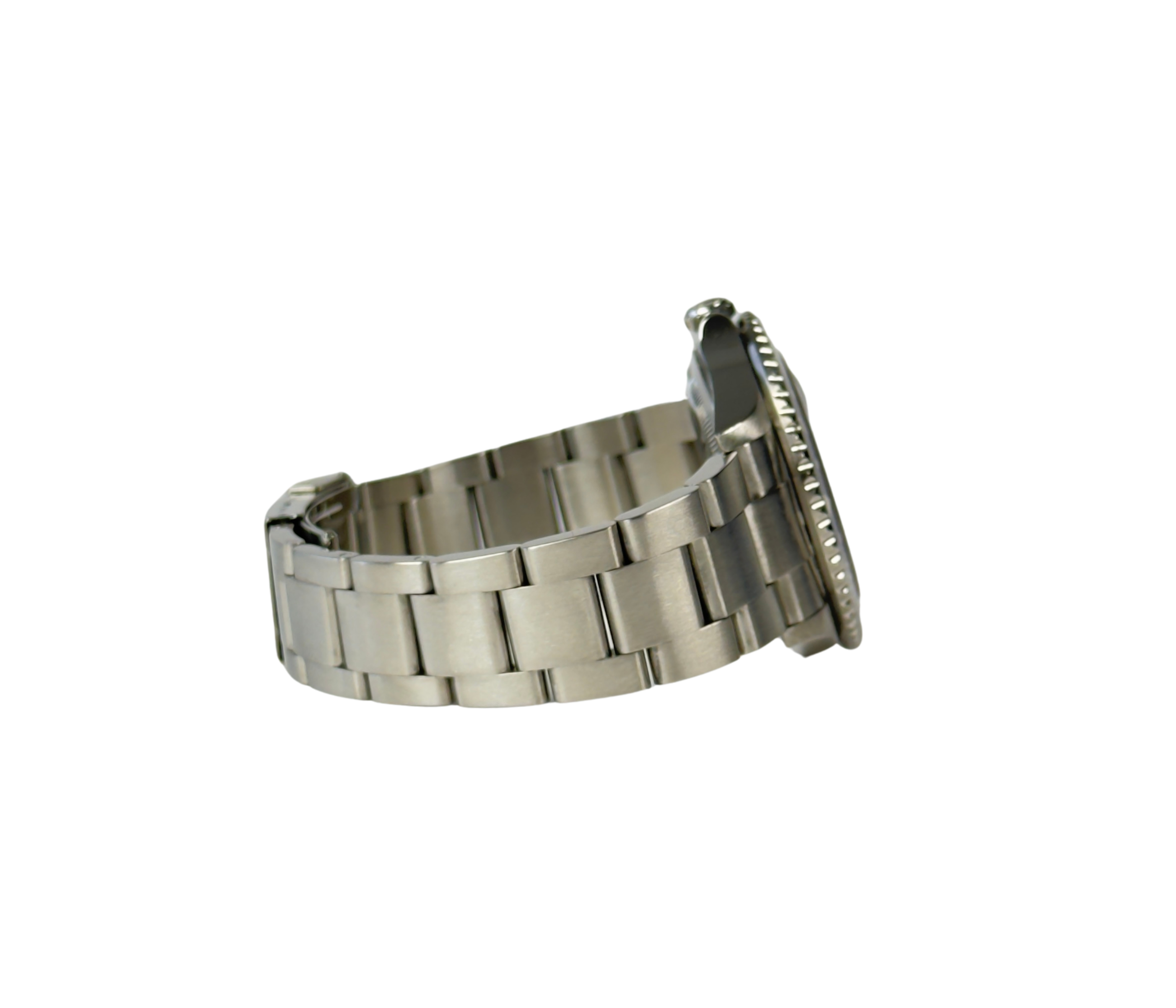 Rolex GMT-Master 16710 med pepsi-insert (2006). Uret fremstår i rigtig flot stand, 9/10. Kommer med bokse, servicebevis, tidligere købsbevis, manualer/booklets, holder og bezelbeskytter.