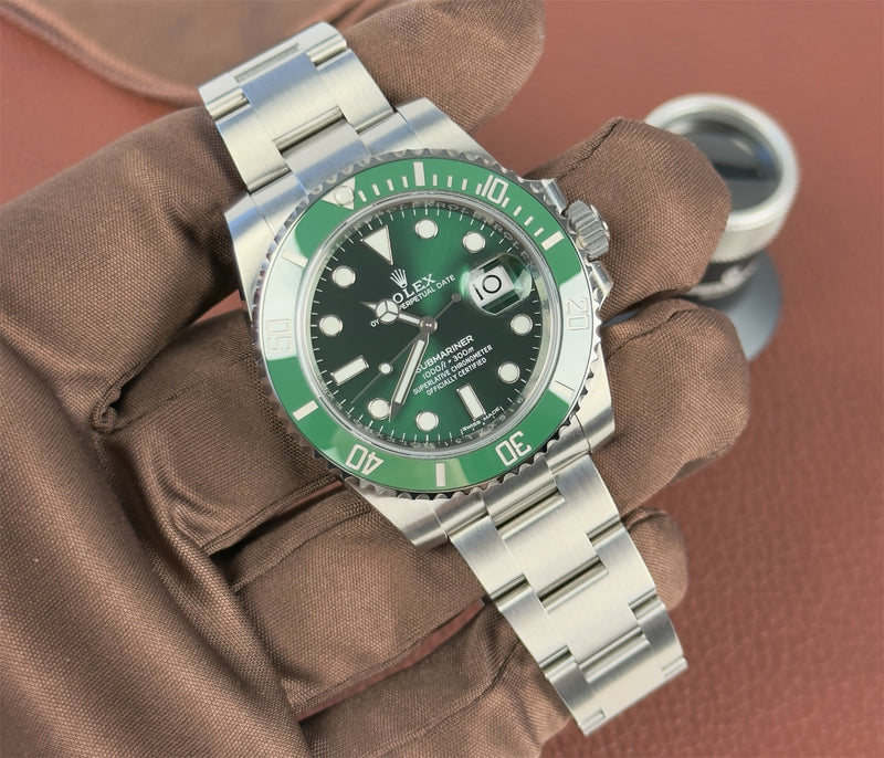 Rolex Submariner 116610LV Hulk