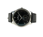 Jaeger LeCoultre Master Ultra Thin Moon ref. 176.8.64.S (2015) i stål med sort skive på læderrem. Uret fremstår i god stand. Kommer som komplet sæt: Bokse, certifikat, manual, org. købskvittering og stillepind. 