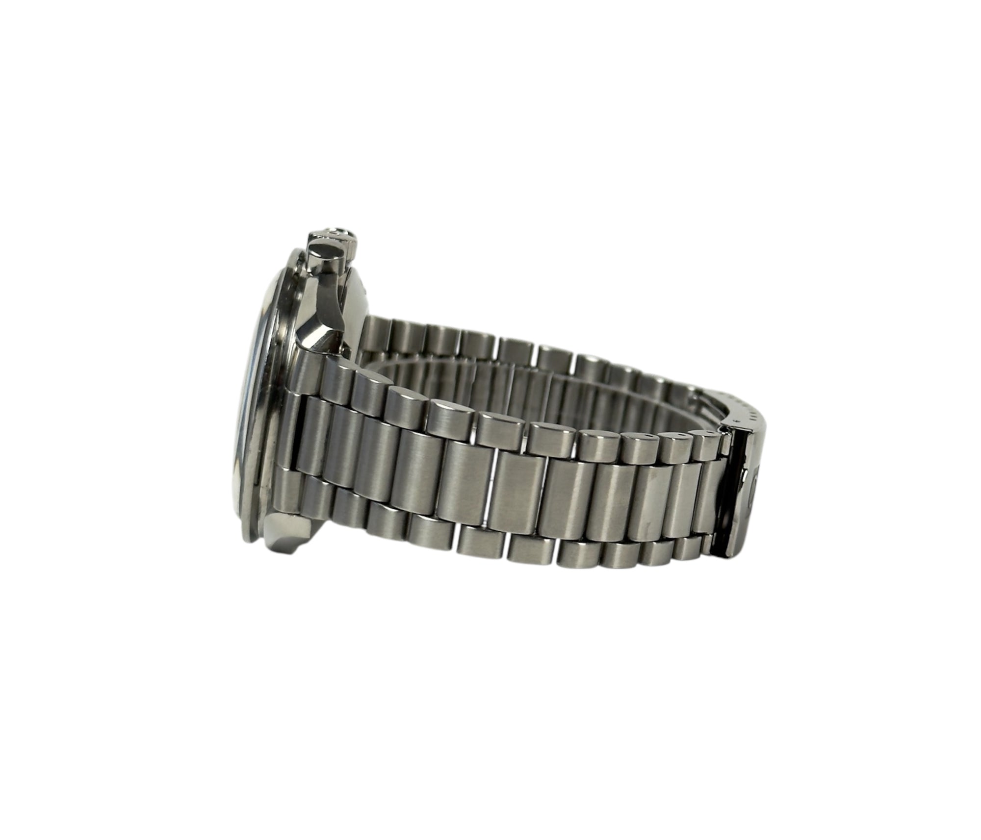 Omega Speedmaster 145.022-74 (1970) i stål med plexiglas. Fremstår i super flot stand, 9/10. Uret kommer uden tilbehør. 