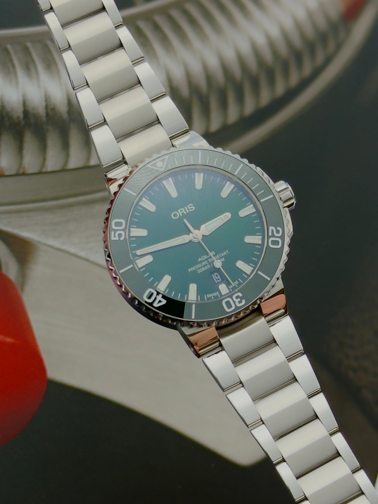 Oris Aquis ref. 01 733 7766 4157 i stål med grøn skive i ny stand