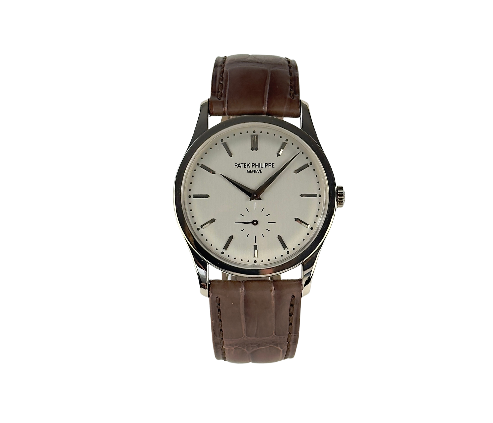 Patek Philippe Calatrava 5196G (2000'erne) i 18kt. hvidguld. Uret fremstår i virkelig flot stand med mindre bugsspor, 9.5/10. Det måler 37mm og er drevet af et in-house mekanisk manuelt optrukket værk. Kommer med to originale Patek Philippe-remme i sort og brun.