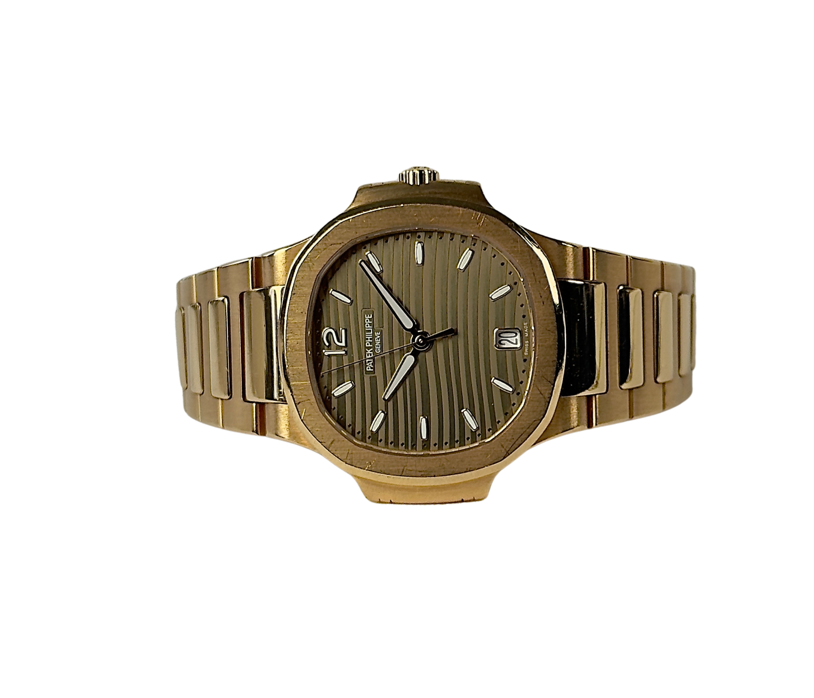 Patek Philippe Nautilus 7118/1R-010 (2021) i 18 kt. rosaguld. Uret måler 35 mm og fremstår i god alm. stand, 8/10. Kommer som fuldt sæt: Bokse, certifikat, PP-bog og manualer.