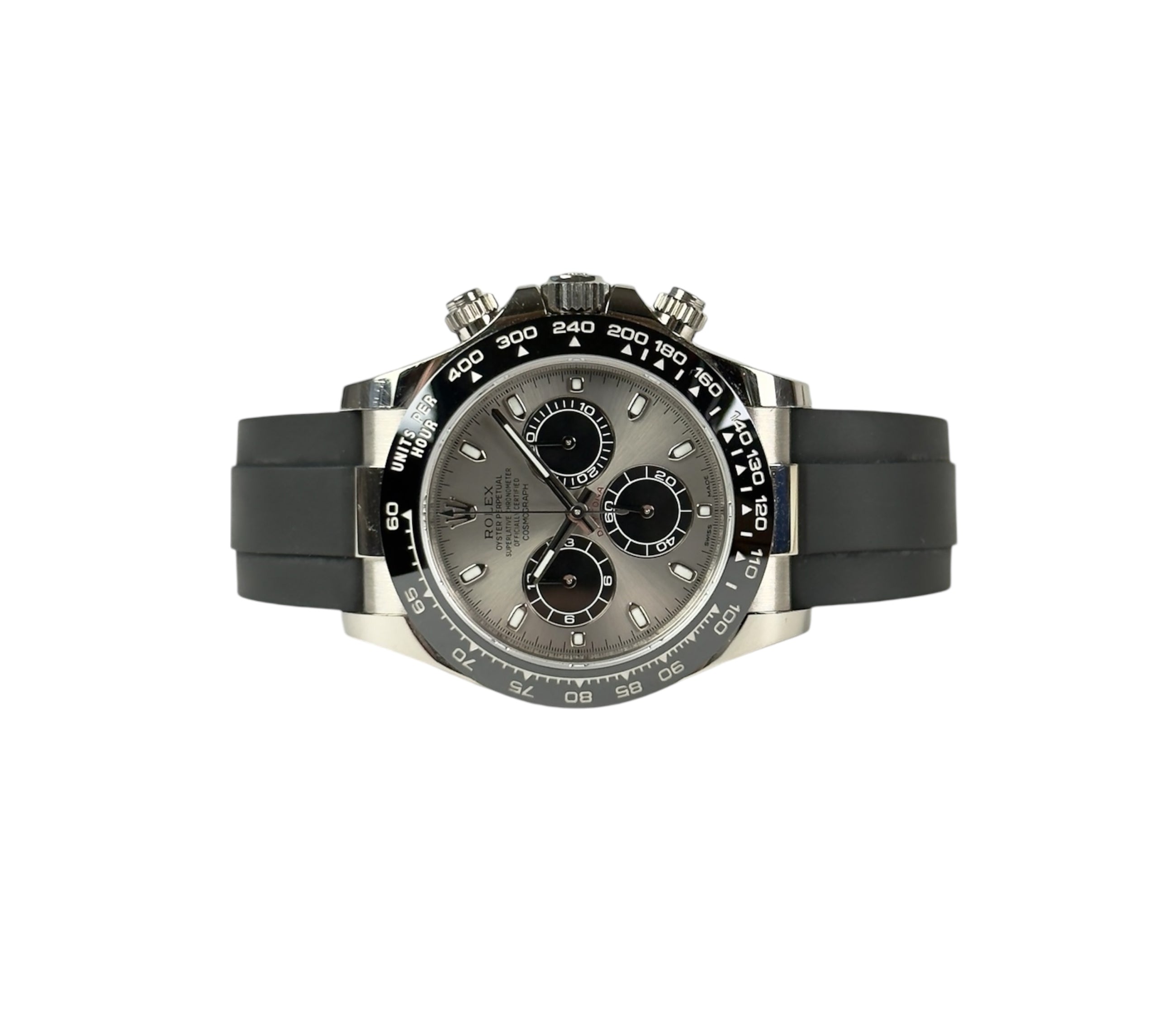 Rolex Daytona 116519LN "Ghost" (2017) på Oysterflex-rem. Uret er i god stand med alm. brugsspor. Kommer som fuldt sæt: Bokse, omslag, certifikat, manualer samt hangtag og whitetag. 