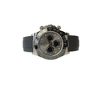 Rolex Daytona 116519LN "Ghost" (2022) i 18kt. hvidguld på Oysterflexrem. Uret fremstår i flot stand med mindre brugsspor, 9/10. Kommer som fuldt sæt: Bokse, certifikat, papomslag, købskvittering, bezel-beskytter, hangtag og whitetag. Oprindelig solgt fra dansk AD. Uret er omfattet af Rolex World Wide Garanti til december 2027.