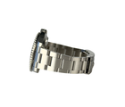 Rolex Submariner 116610LN (2018) i stål med sort skive og keramisk lynette. Uret fremstår i virkelig flot stand, 9.5/10, med få brugsspor. Kommer som fuldt sæt: Bokse, certifikat, manualer, hangtag og whitetag.