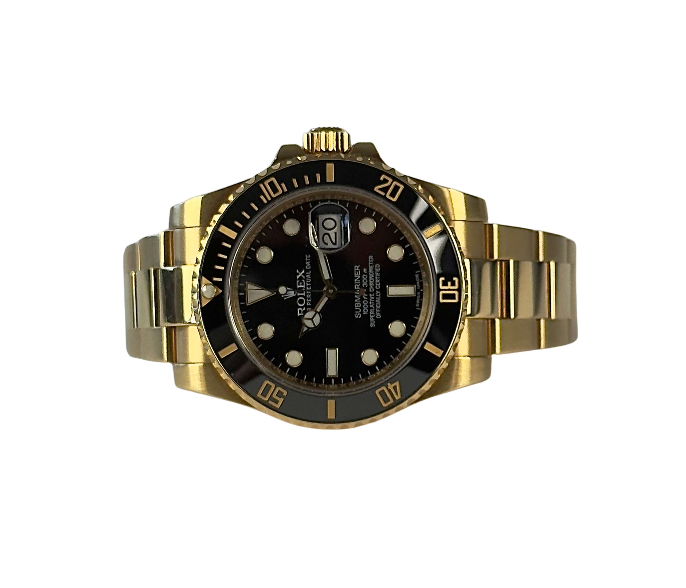 Rolex Submariner 116618LN (2014) i 18 kt. guld. Uret fremstår i god stand, 8/10, og trænger ikke til service. Kommer som fuldt sæt: Bokse, certifikat, manualer, hangtag og whitetag.