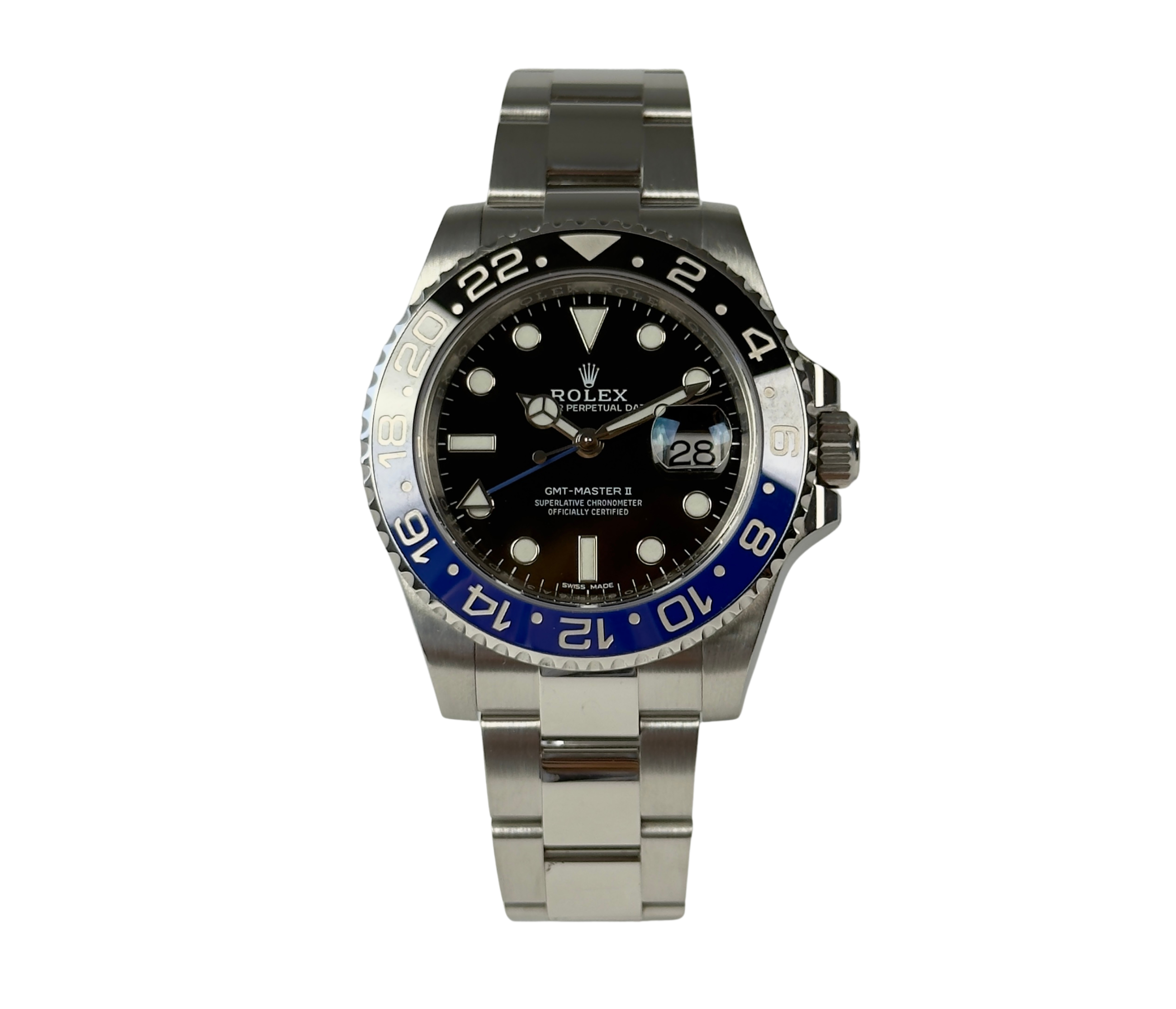 Rolex GMT-Master II 116710BLNR (2016) i stål på Oysterlænke med keramisk krans i blå/sort. Uret fremstår i rigtig flot stand, 9/10. Kommer som fuldt sæt: Bokse, certifikat, tag og manualer