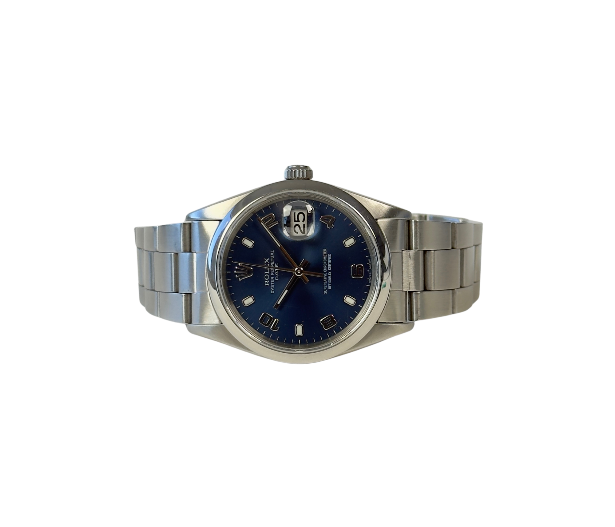 Rolex Date 15200 L-serie (1979) i stål på Oysterlænke med blå skive. Uret fremstår i god stand, 8.5/10. Kommer uden originalt tilbehør. 
Serienr: L956XXX