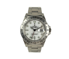 Rolex Explorer II 16570 (1999) med hvid Swiss Only Polar-skive. Uret fremstår i flot stand med nyligt service. Kommer med bokse, certifikat, manualer, servicekort og hangtag.