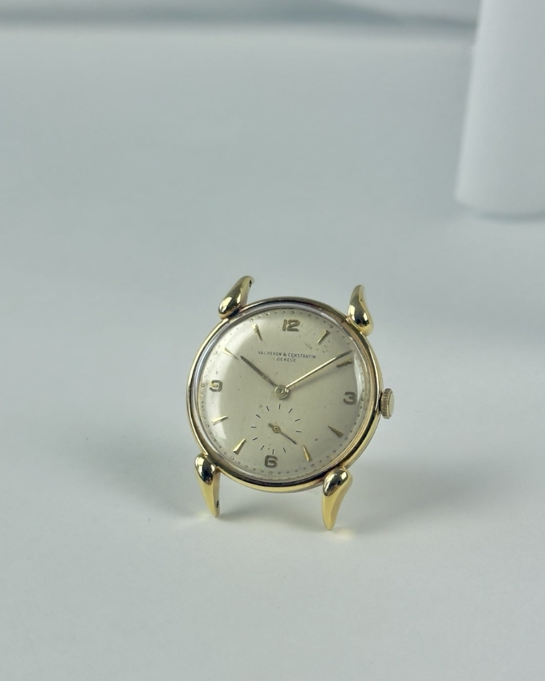 Vacheron Constantin Cornes de Vache fra 1940'erne i 18kt. guld. Drevet af caliber C438 med Breguet-spriral